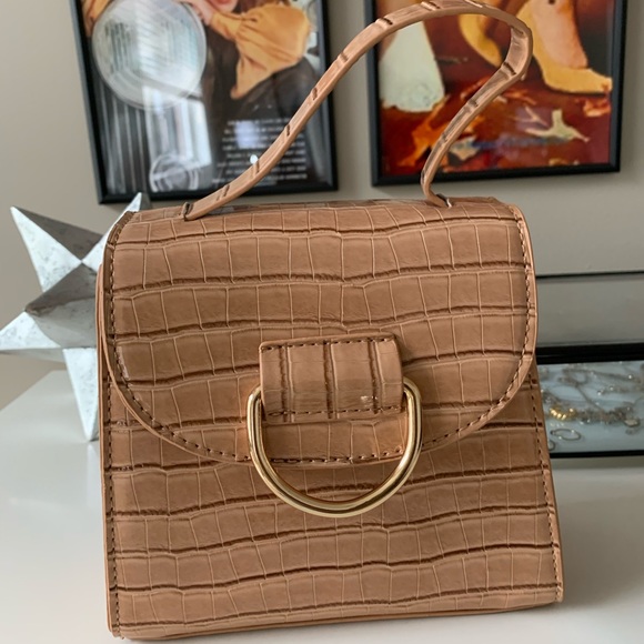 Nude Patent Croc PU ring detailed mini bag - Picture 2 of 4